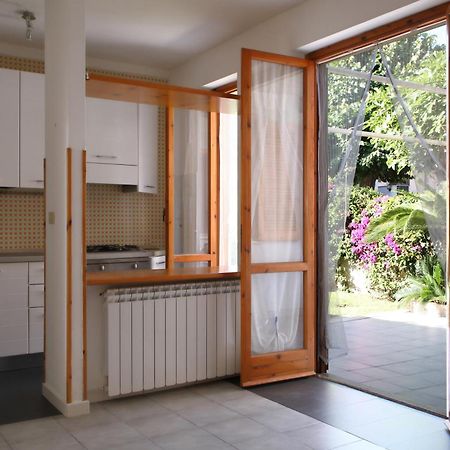 Appartement Casa Lella à Fregenae Extérieur photo